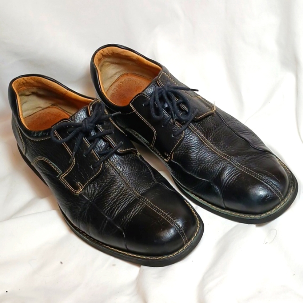 Johnston & Murphy Black Oxfords FREE Second pair in brown! BOGO!